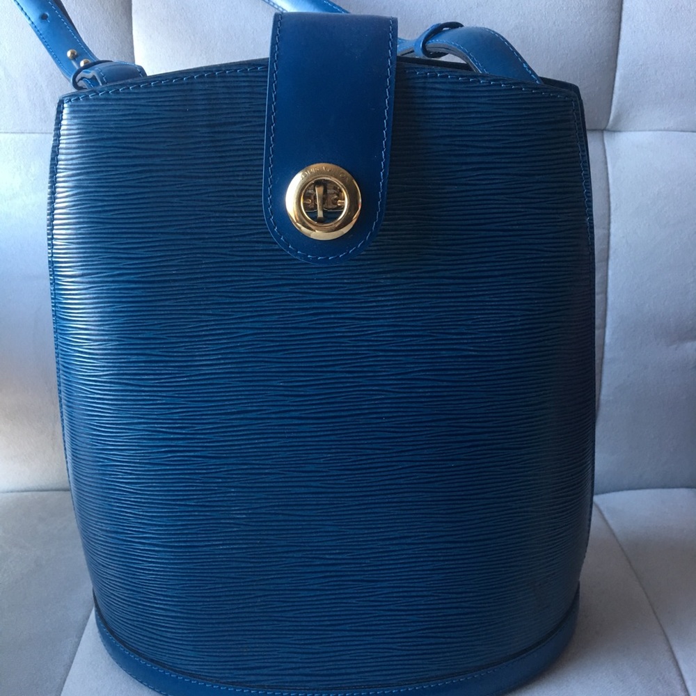 LOUIS VUITTON vintage/ very good condition!